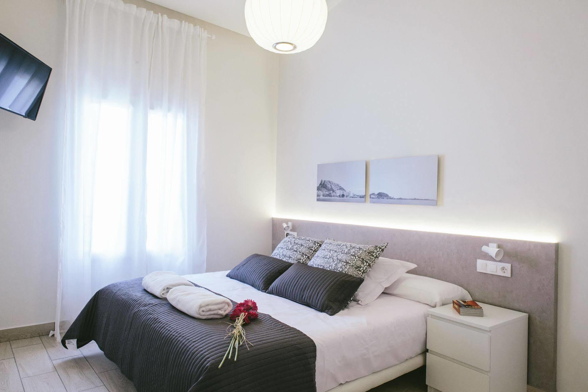 The Lucky Flats - Poeta Quintana Apartment Alicante Exterior photo